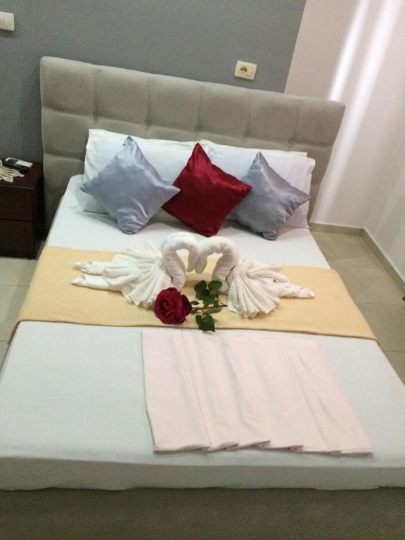Hotel Soan Саранда Экстерьер фото