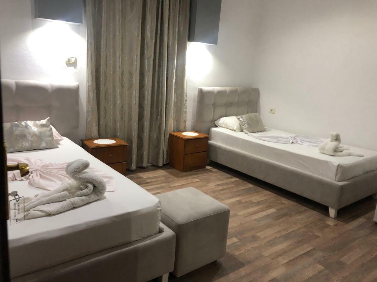 Hotel Soan Саранда Экстерьер фото